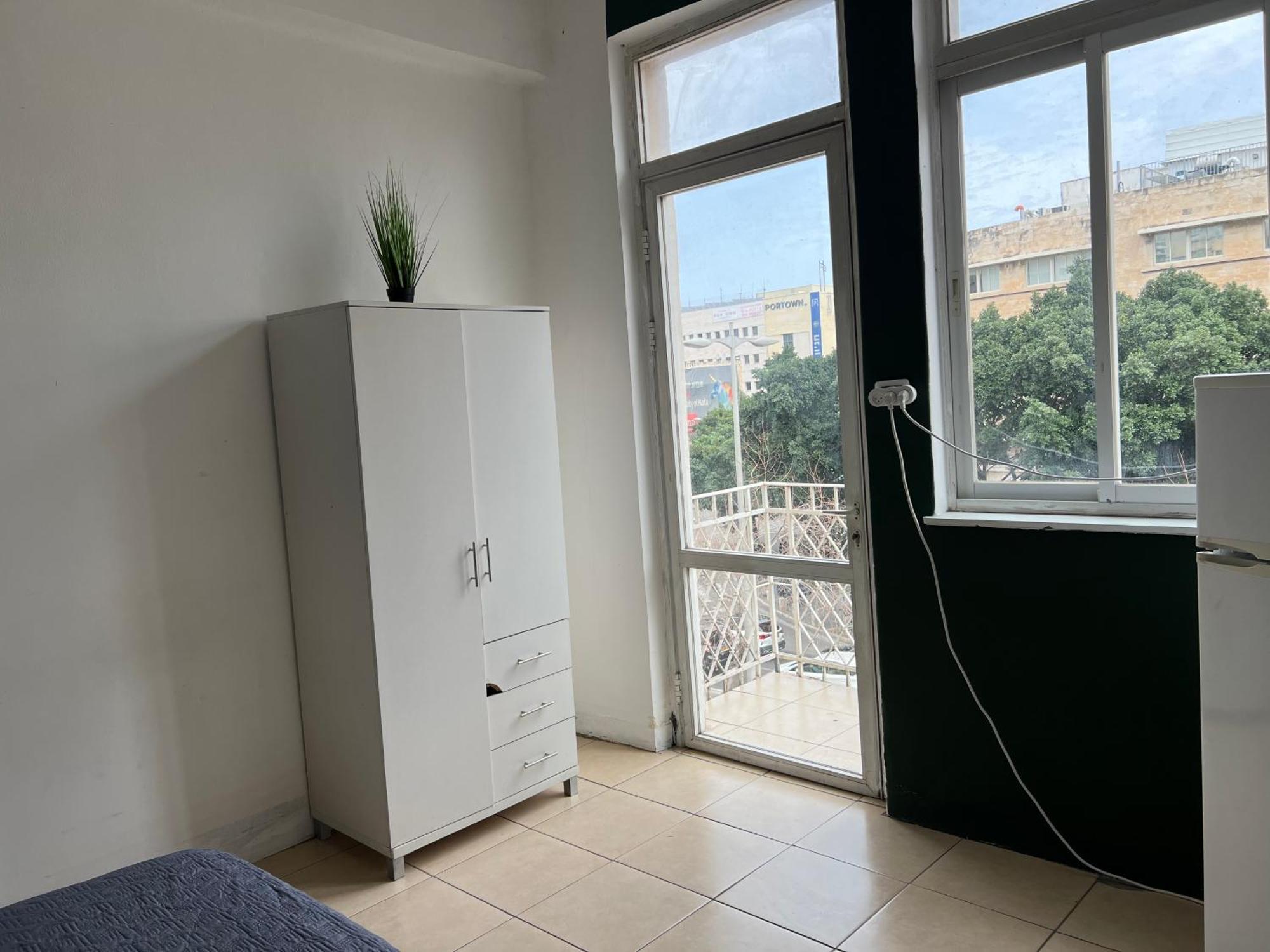 Godson Down Town Hotell Haifa Exteriör bild