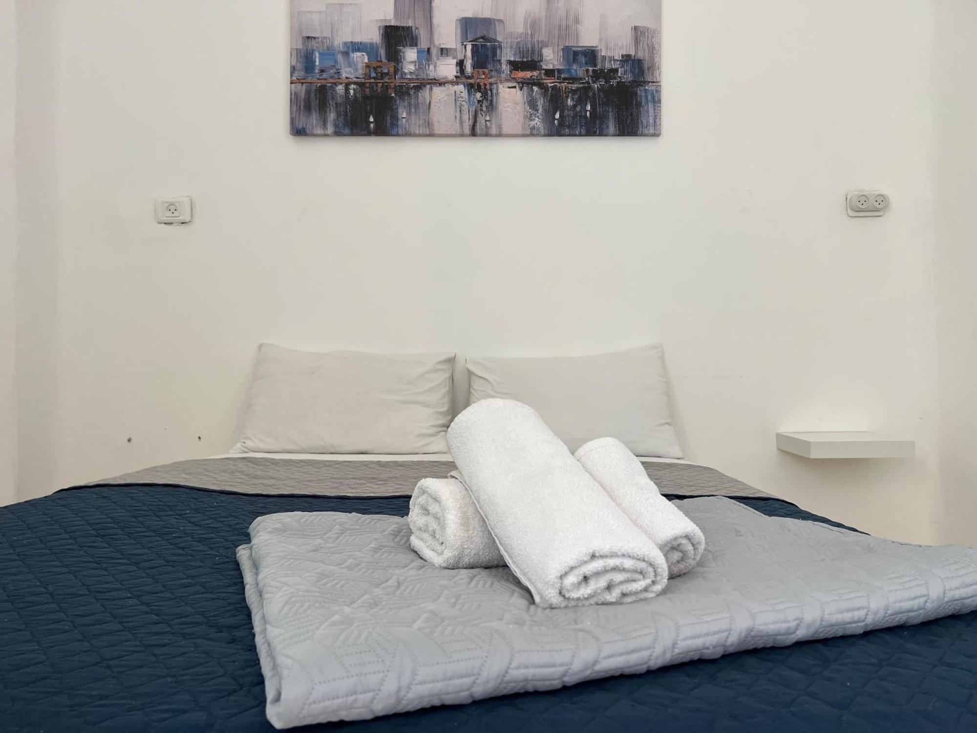 Godson Down Town Hotell Haifa Exteriör bild