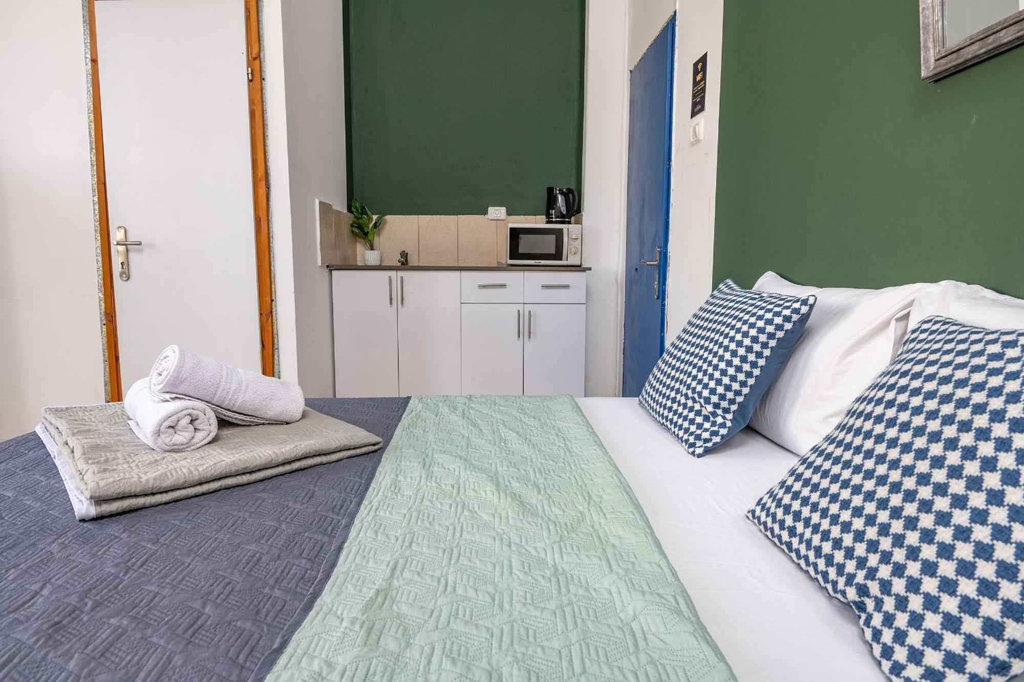 Godson Down Town Hotell Haifa Exteriör bild