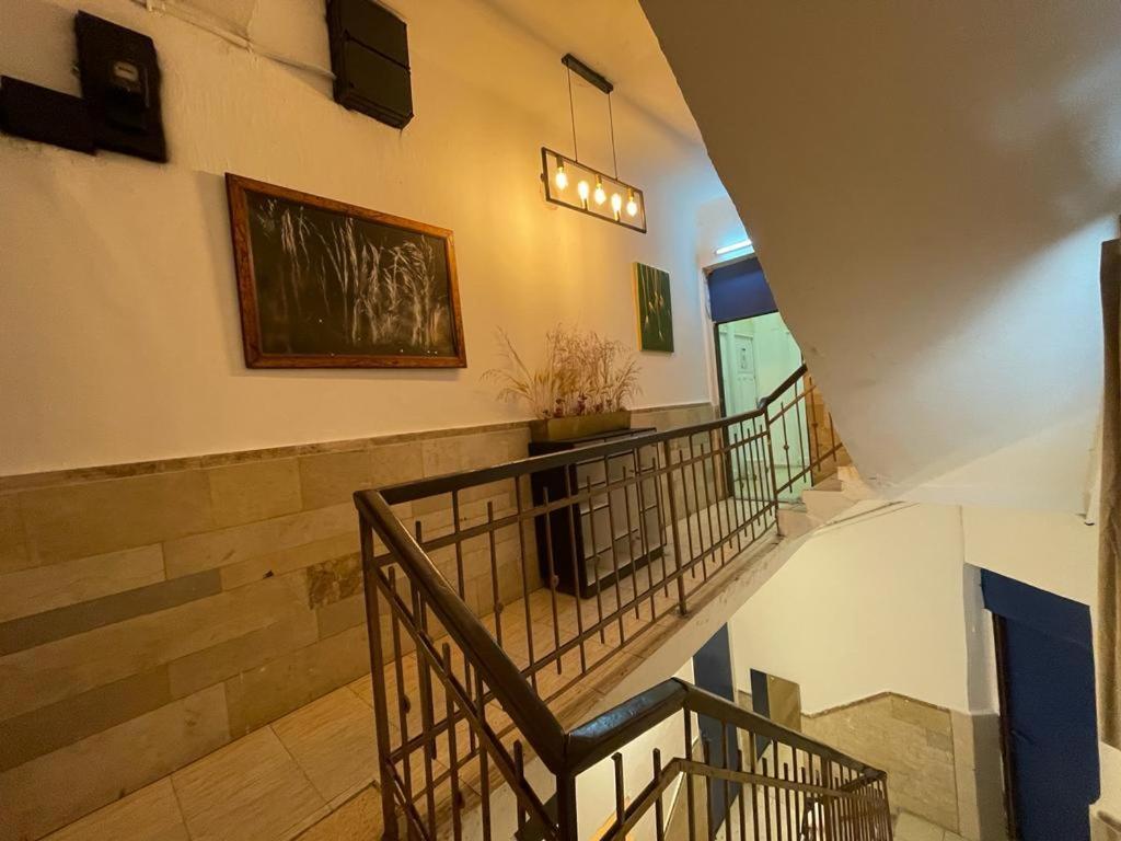 Godson Down Town Hotell Haifa Exteriör bild