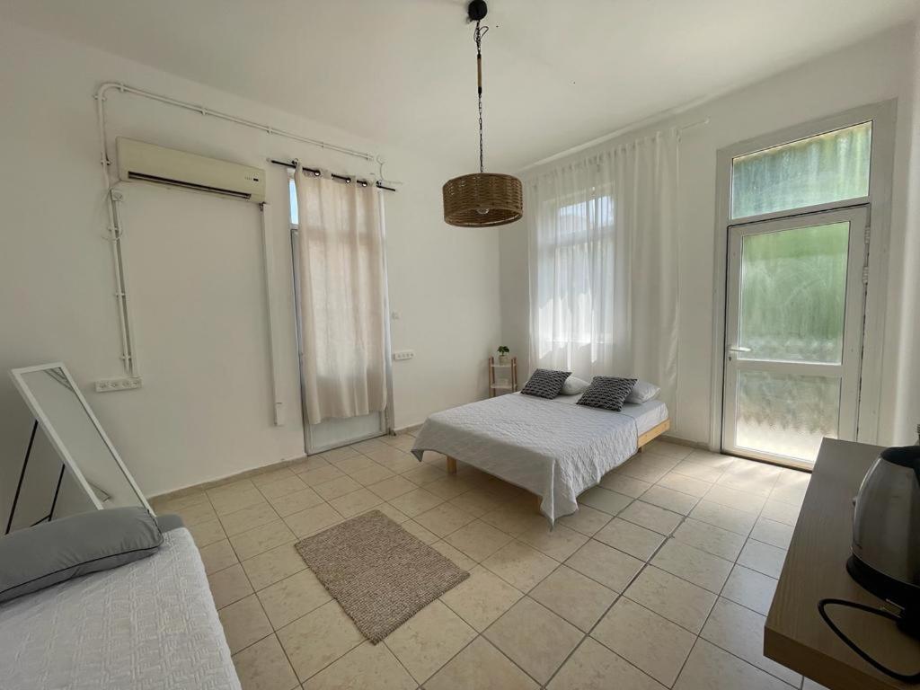 Godson Down Town Hotell Haifa Exteriör bild