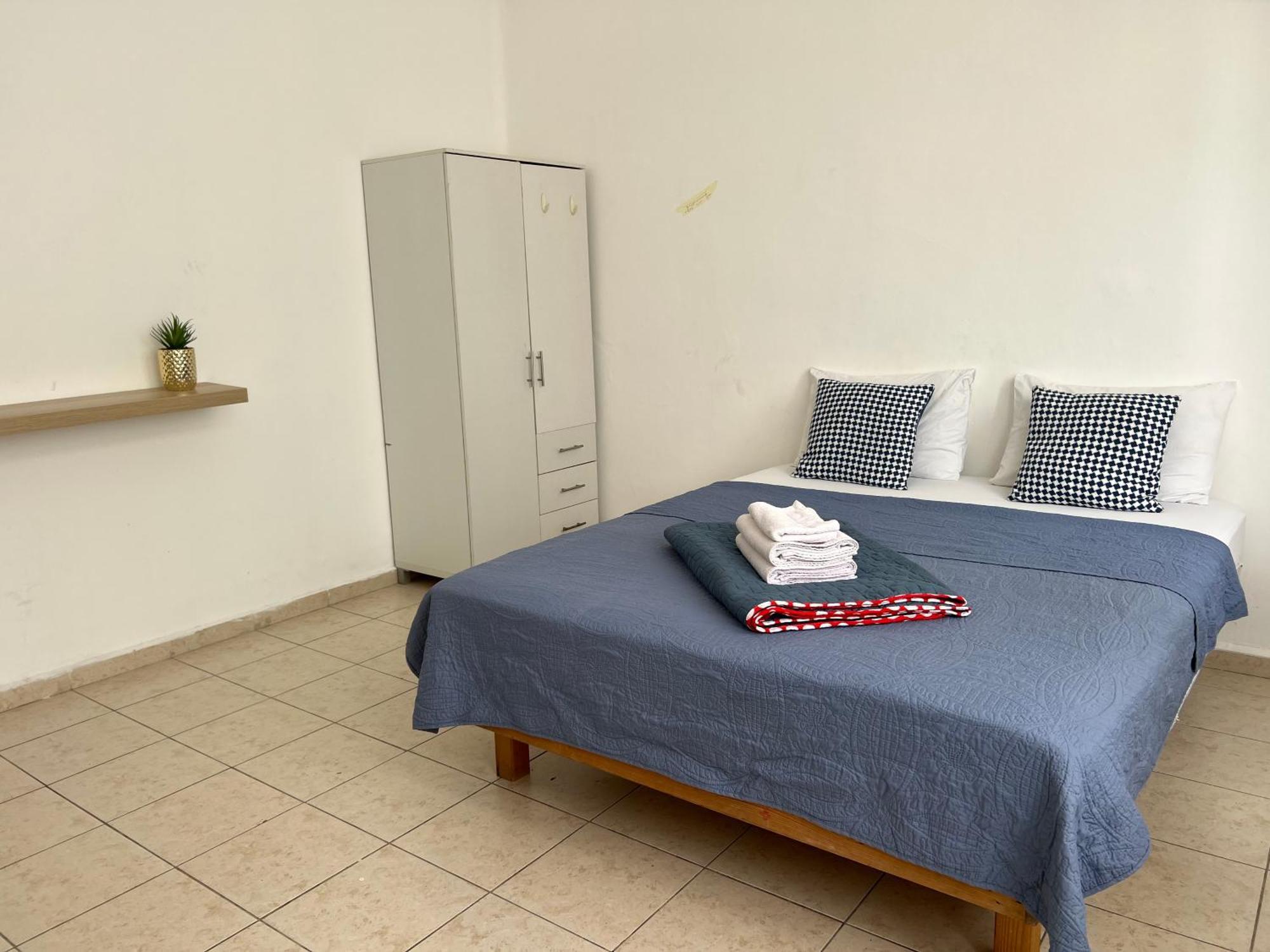 Godson Down Town Hotell Haifa Exteriör bild
