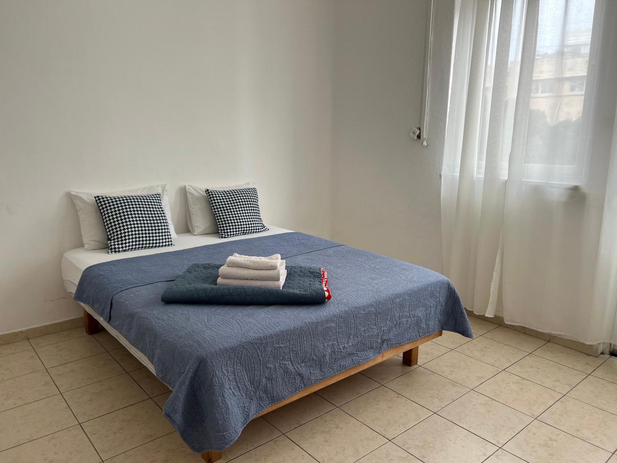Godson Down Town Hotell Haifa Exteriör bild