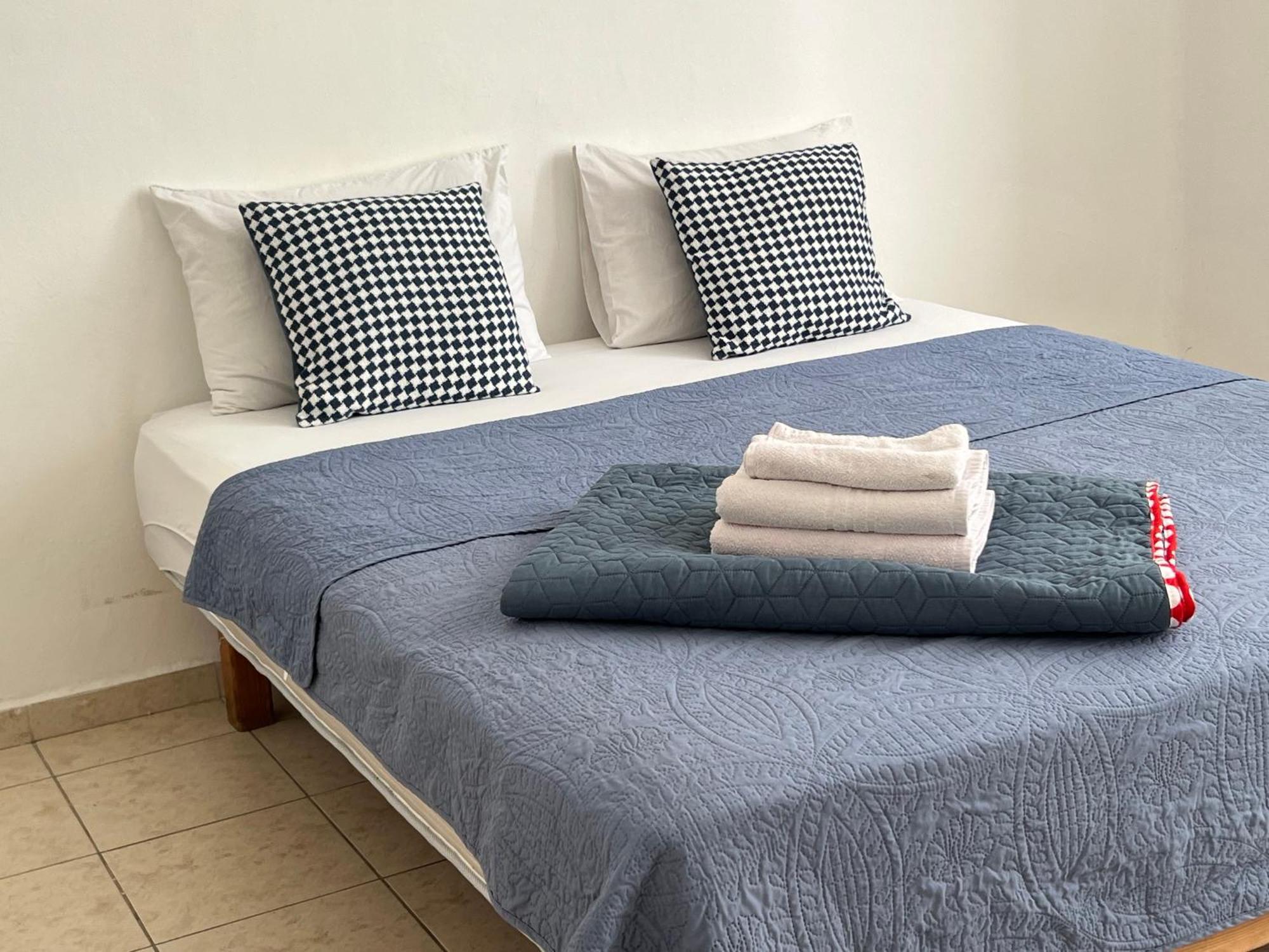 Godson Down Town Hotell Haifa Exteriör bild